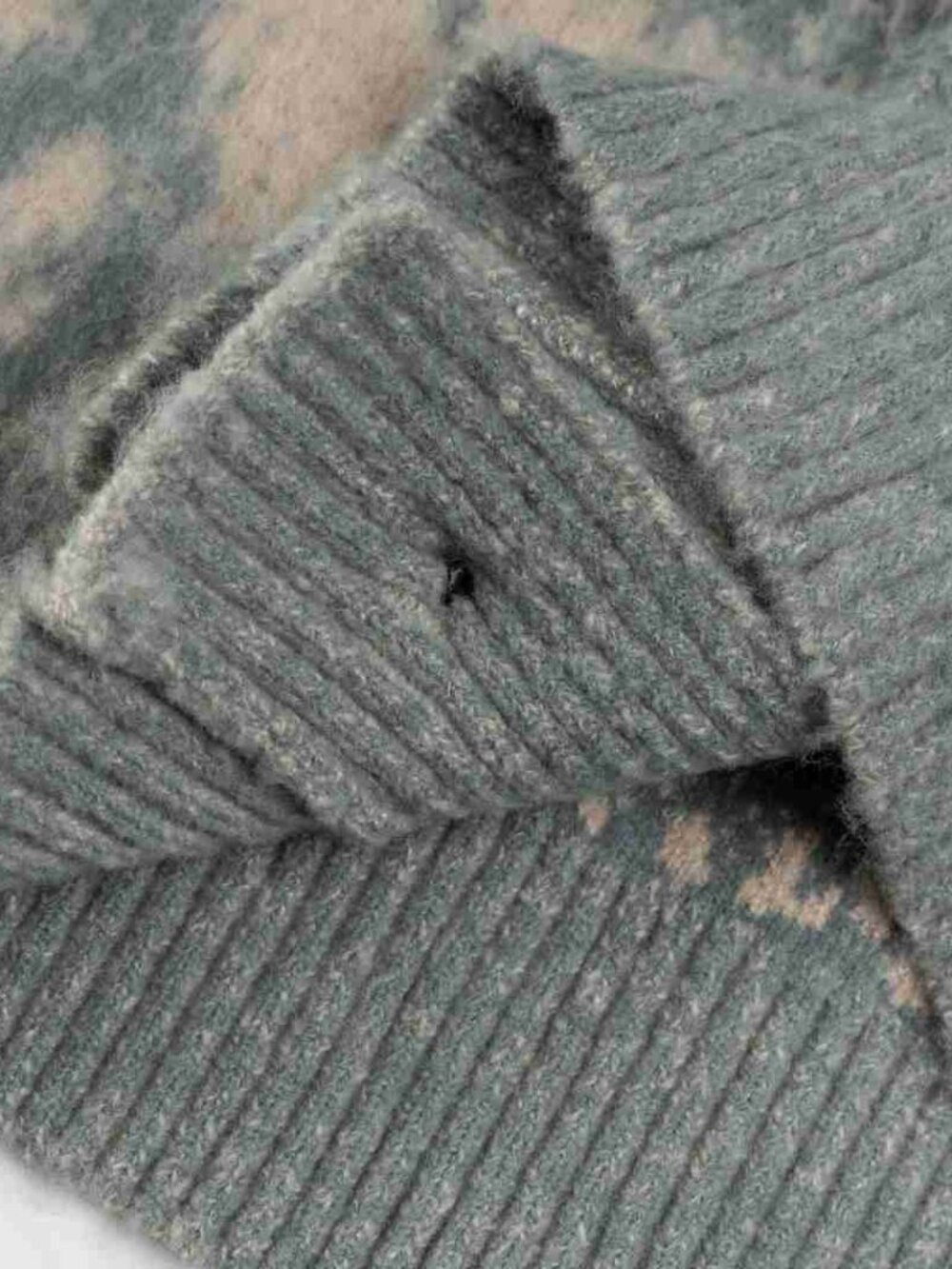 AMI Paris Grey Green Tie-Dye Jacquard V-Neck Knit Cardigan - Picture 7 of 7